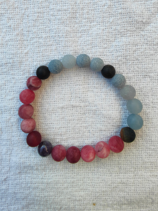 Bracelet half red half grey